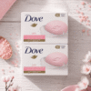 Tumpukan kotak sabun maandi batangan Dove Pink Beauty Bar tanpa sulfat untuk kulit berseri