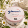 Johnson's Soft Cream Face & Body 200ml (كريم ناعم للوجه والجسم) - Pelembap Lembut Semua Jenis Kulit