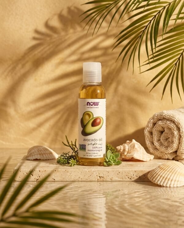 Botol NOW Solutions Avocado Oil 100% murni زيت الأفوكادو yang sangat bermanfaat untuk memberikan hidrasi mendalam pada kulit kering, mencegah kerutan penuaan, serta menutrisi helai rambut yang rusak secara alami